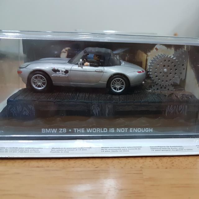 Auctions | Kyosho, a boxed 1:12 Scale 08601S 'James Bond' BMW Z8 'The World is Not Enough', finished in silver/grey, black with chrome trim with many