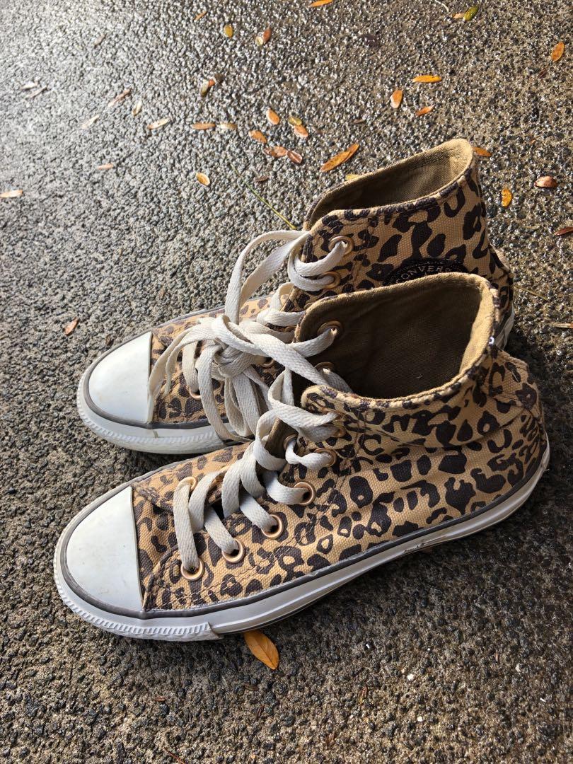 converse shoes leopard print
