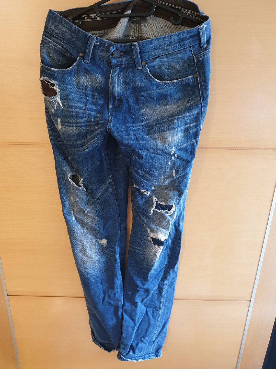 levis 544