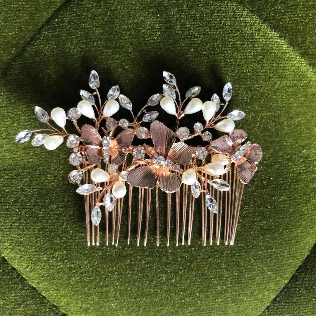 Lovisa Rose Gold Butterfly Diamante Haircomb Wedding Prom