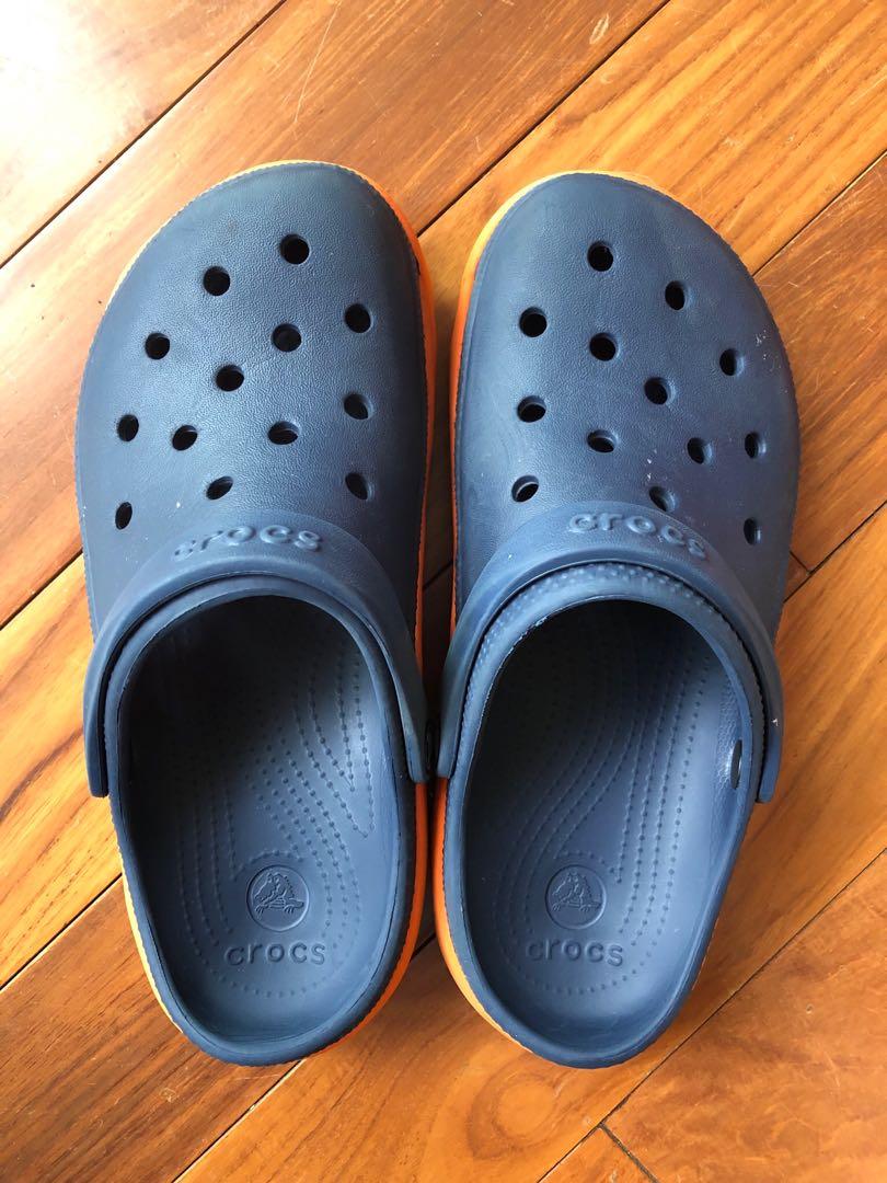 mens summer crocs
