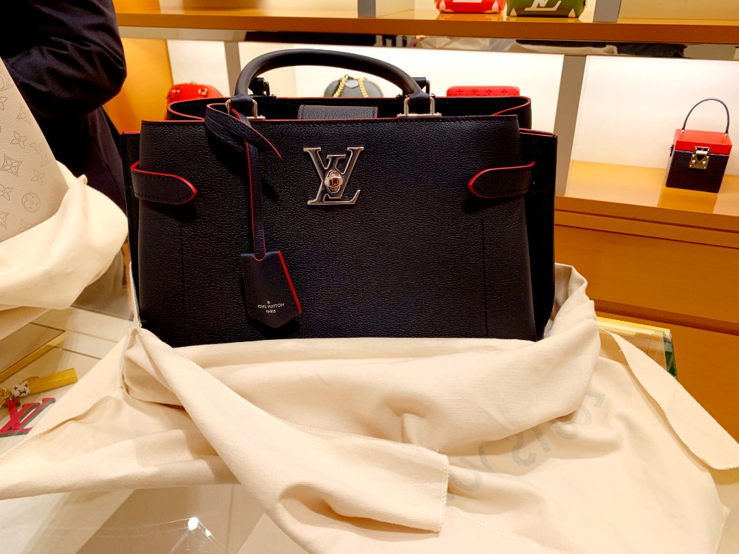 LOUIS VUITTON LOCKME DAY BAG – Caroline's Fashion Luxuries