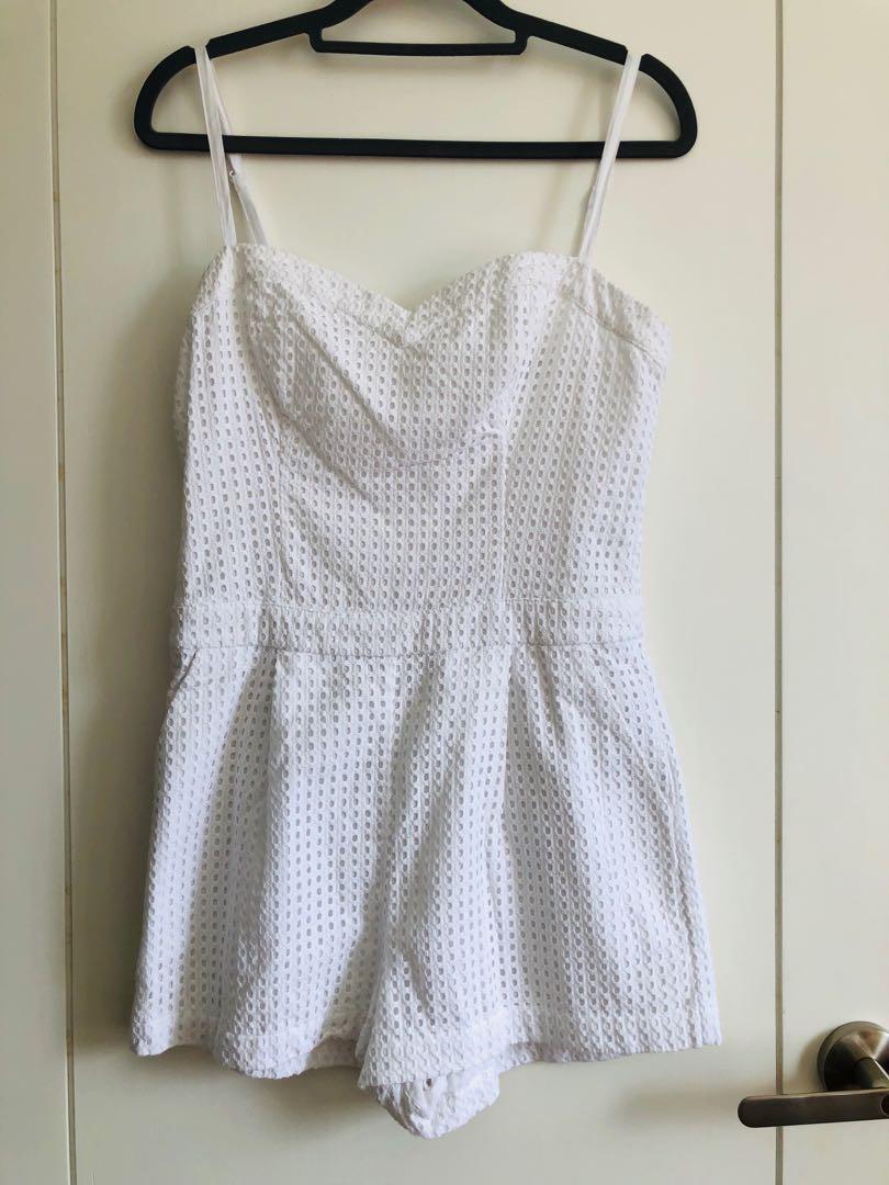 guess white romper