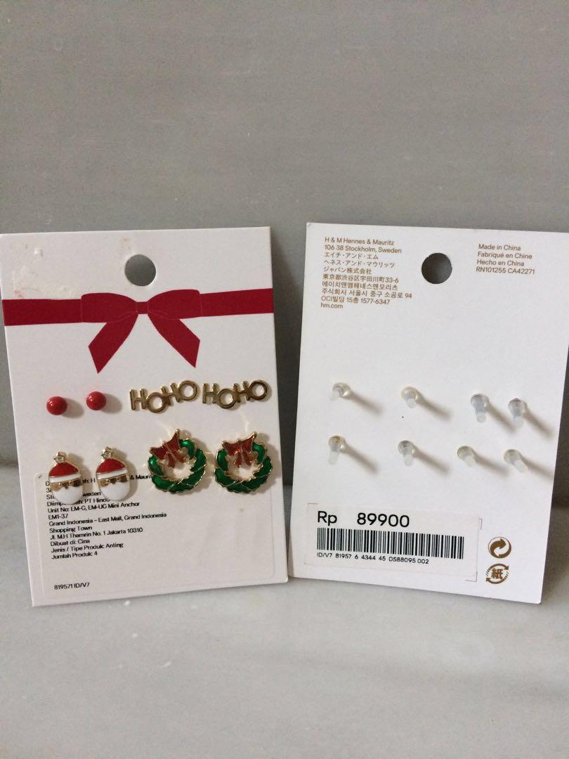 NEW H M christmas earrings SO CUTE Fesyen Wanita Perhiasan di Carousell