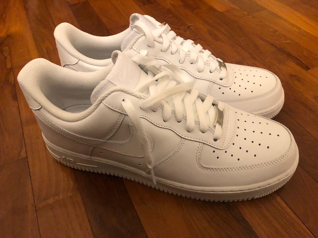 White classic nikes hotsell