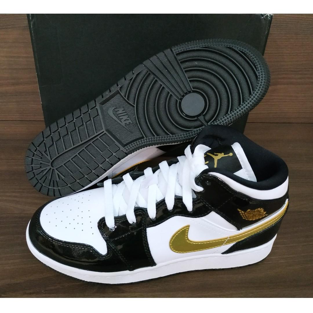 Air jordan 1 mid patent black gold sale
