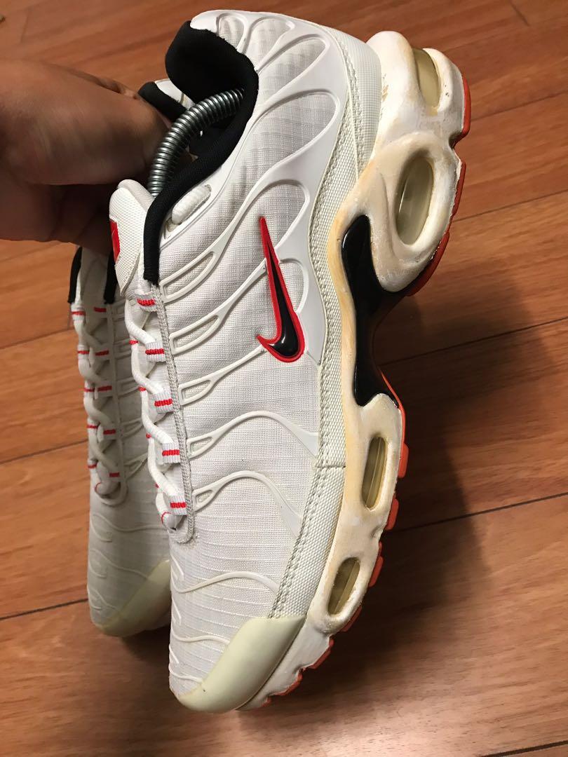 nike tn bloodshot