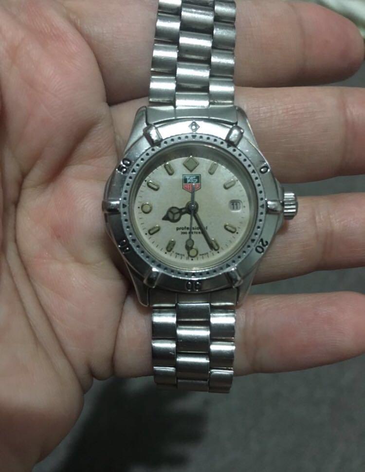 Original Tag Heuer series 2000 (Category: Luxury Watches) located in Pasay City. Submitted by snowscloset (Listing ID 214579485, Image 1). Description: good condition series 2000 for women small faced.