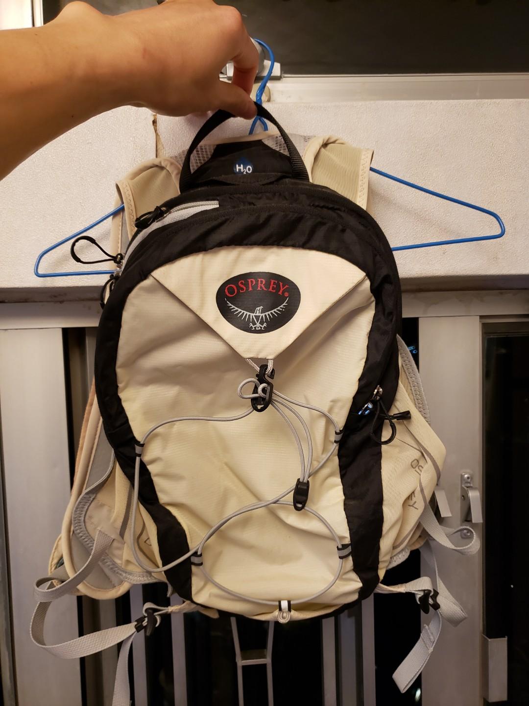 Osprey rev deals 6 backpack