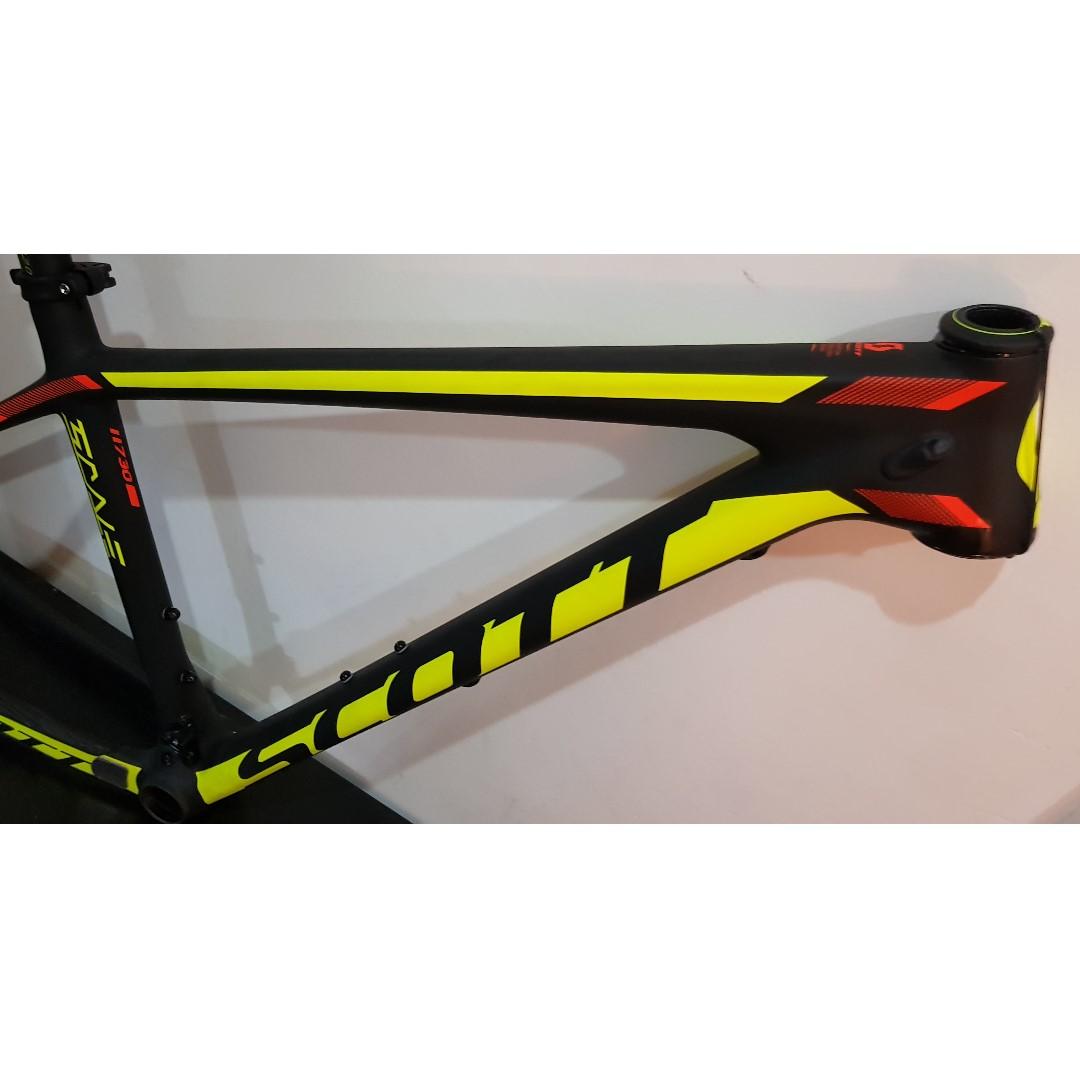 Scott Scale 730 Carbon M sized Sports Equipment Bicycles Parts