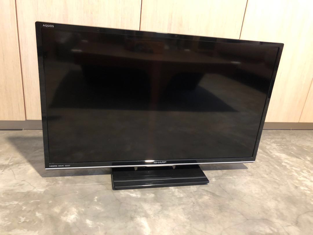 SHARP 29” AQUOS LCD Color TV (Model LC 