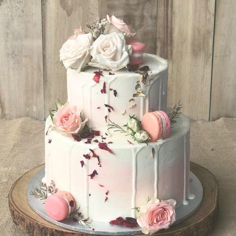 Wedding Macaron Drip Cake Food Drinks Baked Goods On Carousell