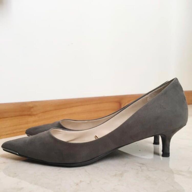 Zara Basic Suede Grey Gray Heels Pumps 