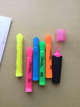 Highlighter set