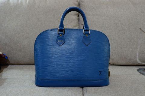 Louis Vuitton Alma Epi Blue