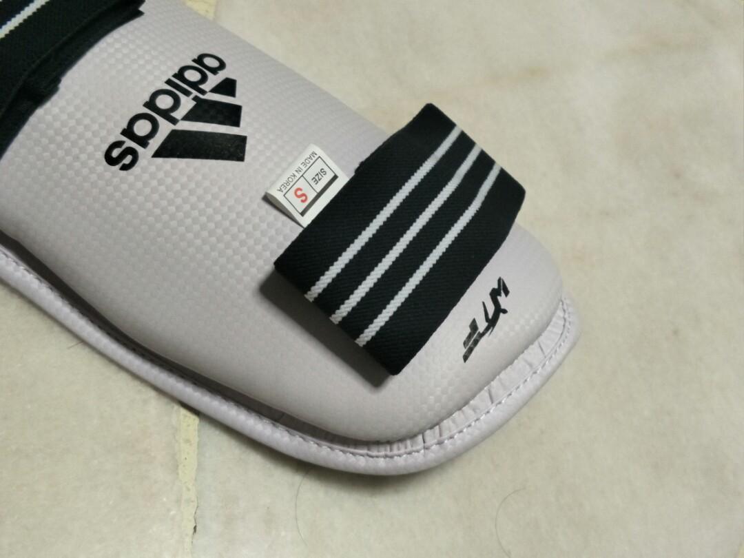 ADIDAS WTF Sparring (forearm + shin) guards Taekwondo, Sports Equipment