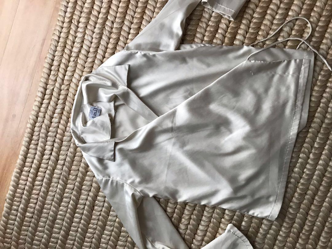 Amal the Brand Silk Top (Category: Others Tops) located in Makati City. Submitted by monlopez (Listing ID 221766292, Image 3). Description: Worn ONCE only Super cute top .