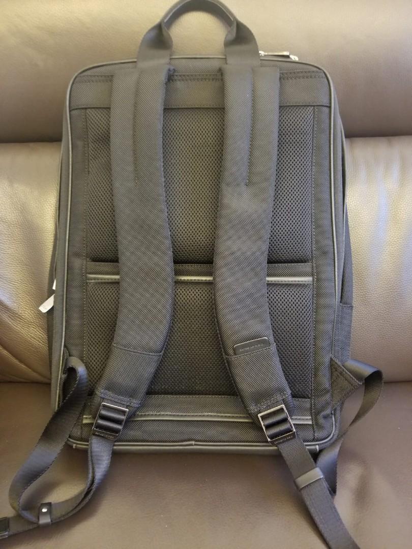 Backpack （分類：背包）位於 Hong Kong。 由 jm725 提交（商品編號 229900796，圖片 3）。簡介： 90% new。