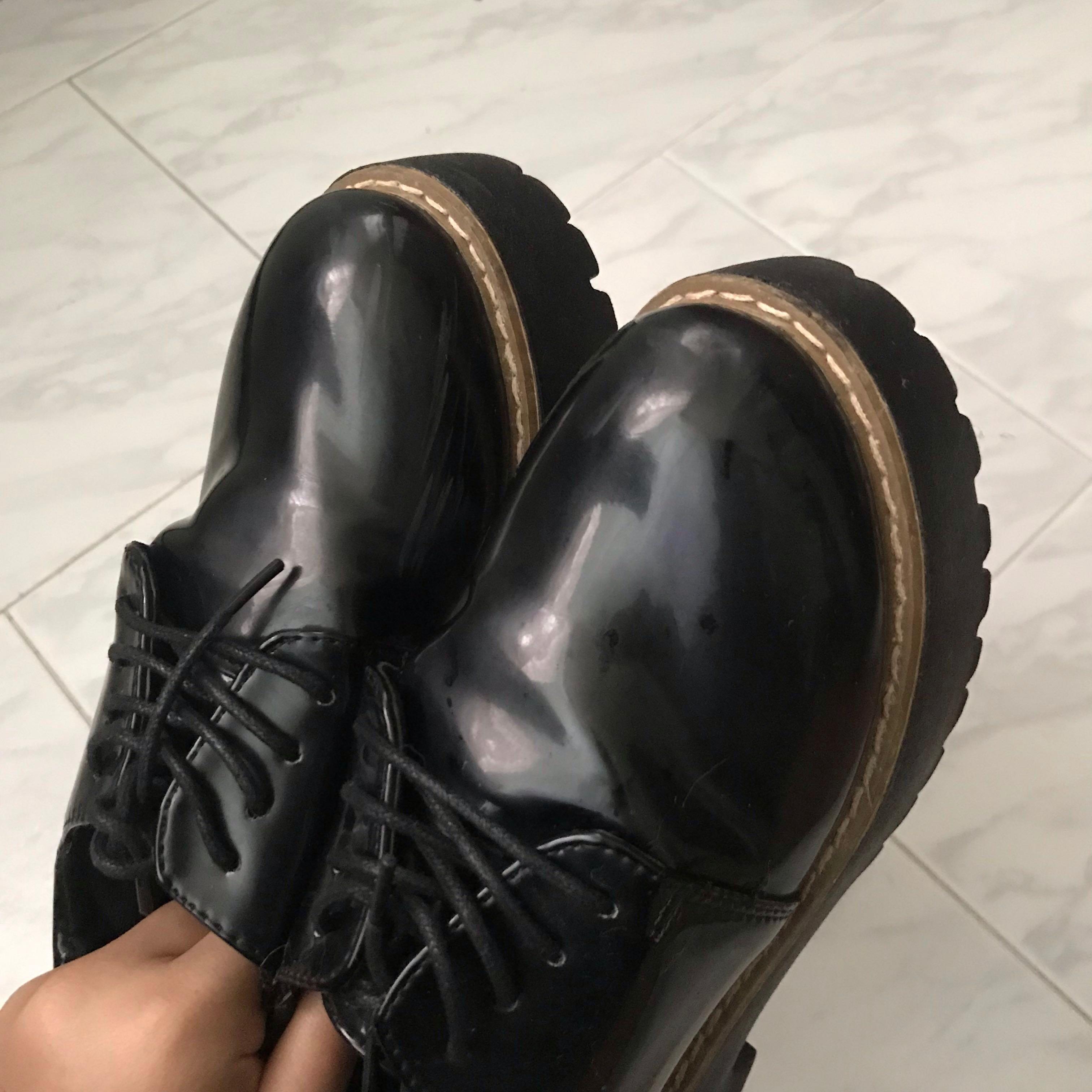 used platform shoes