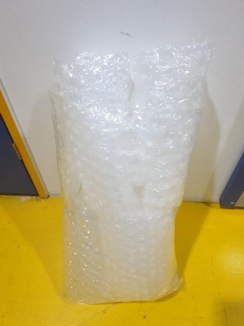Bubble Wrap (Category: Everything Else) located in Singapore. Submitted by nicholaschancj (Listing ID 229841175, Image 2). Description: 1 bag of good condition bubble wrap from my inbound shipments..