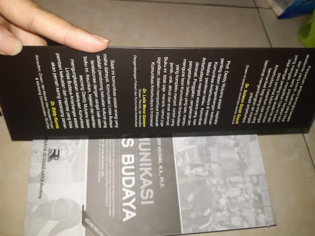 Contoh Komunikasi Lintas Budaya Di Indonesia لم يسبق له مثيل