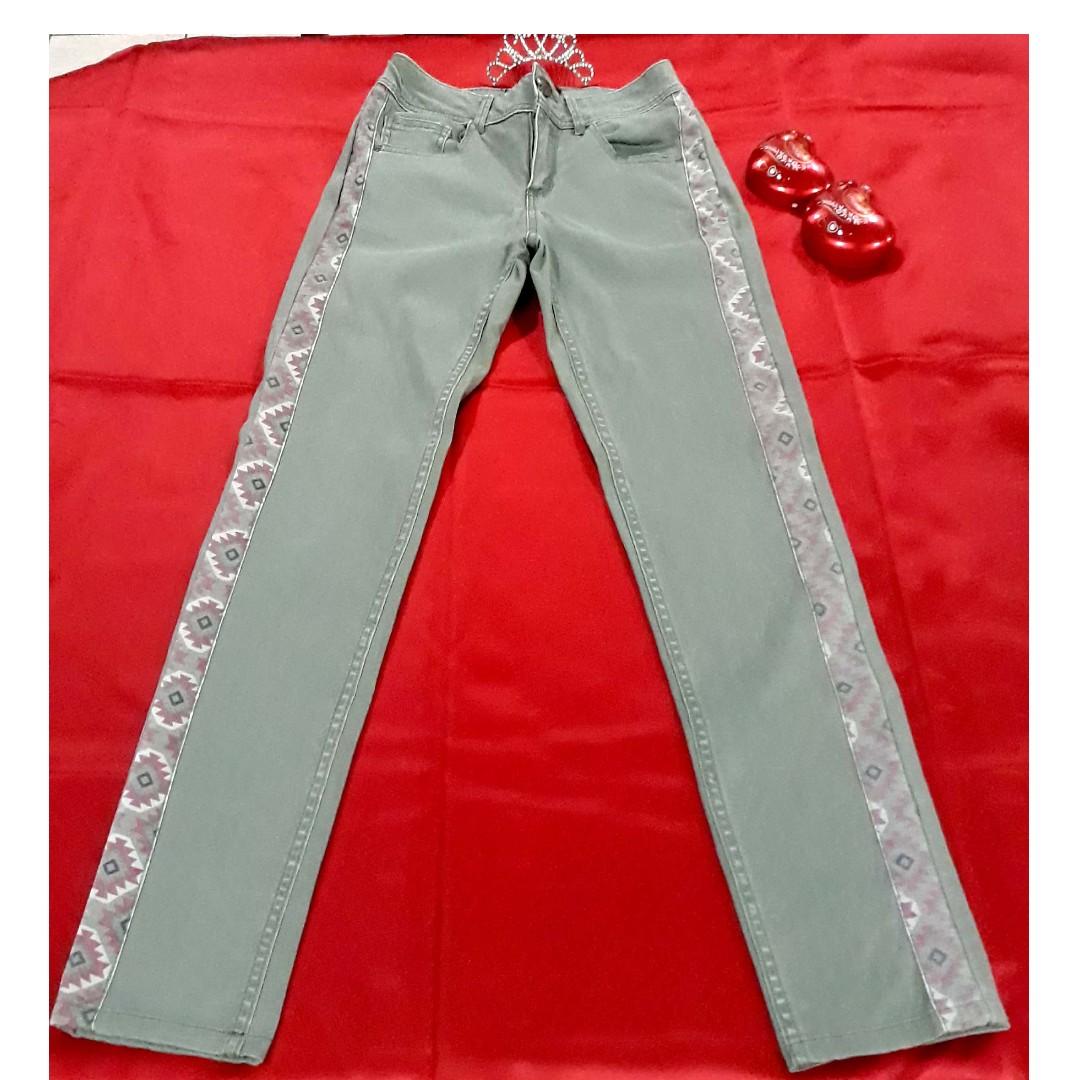 Cache Cache Gray And Side Tatoo Design Skinny Jeans Fits Xs S
