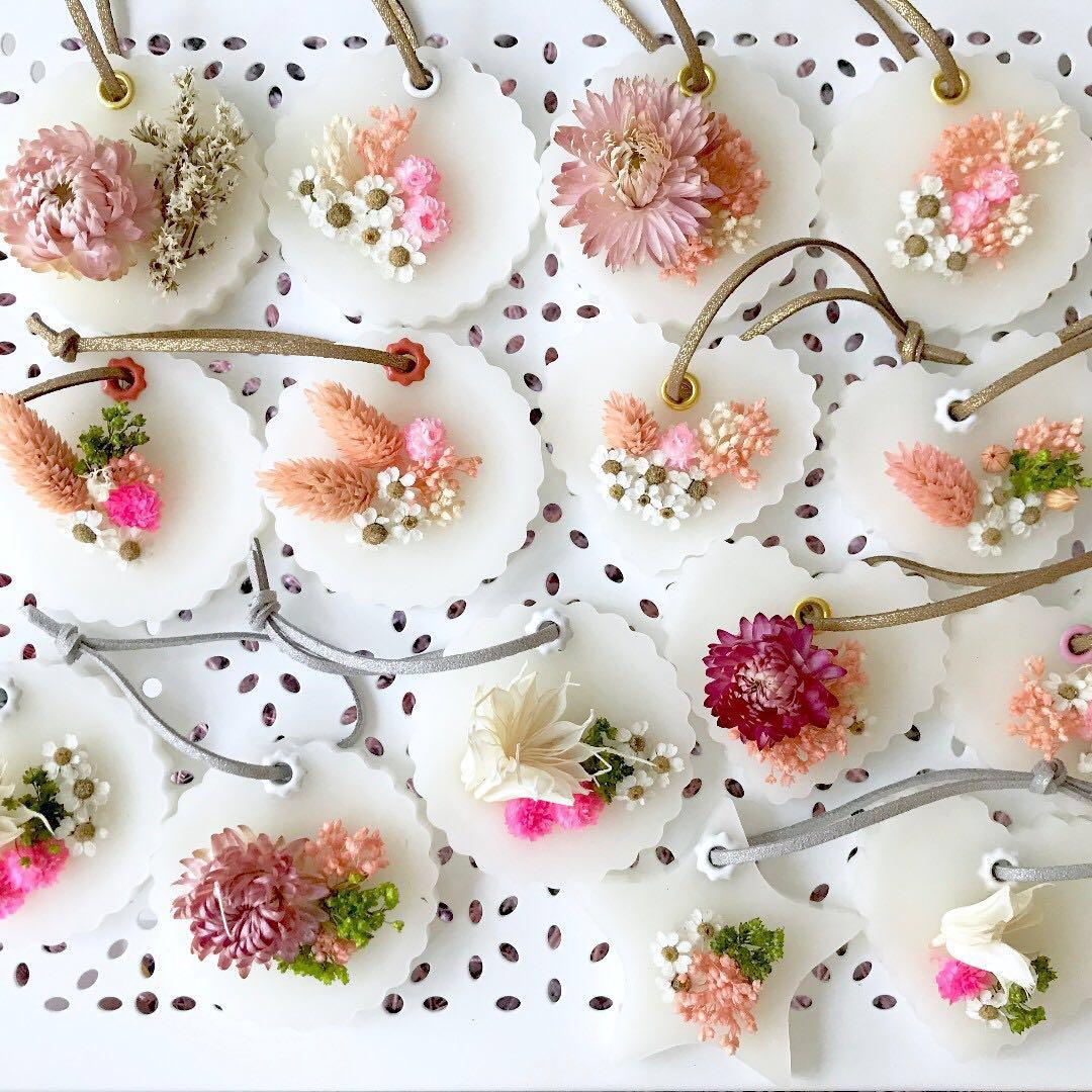 Dried Flowers Triple Scented Sachet Wax Pendants, Design & Craft ...