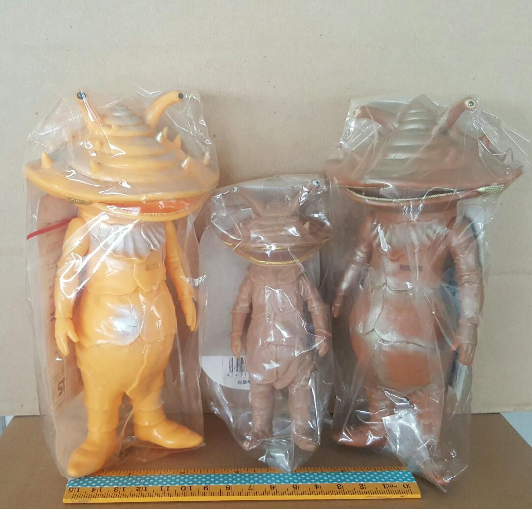 Ultraman Magazine KANEGON Ultraman Kaiju Ultra Monster Sofubi Vinyl Soft Bandai Ultra Q ...