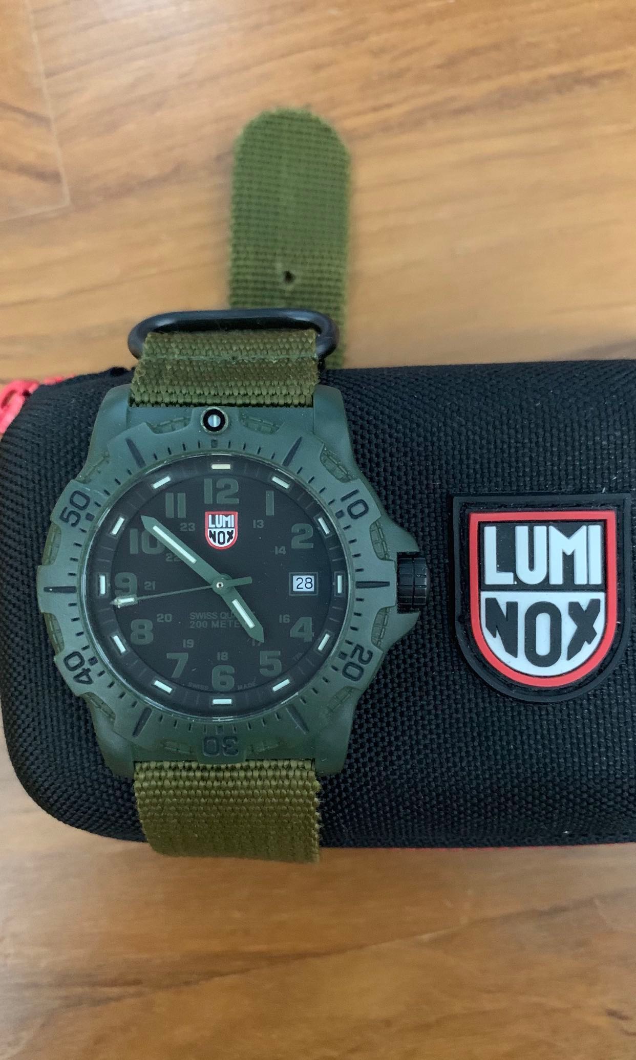 luminox 8817