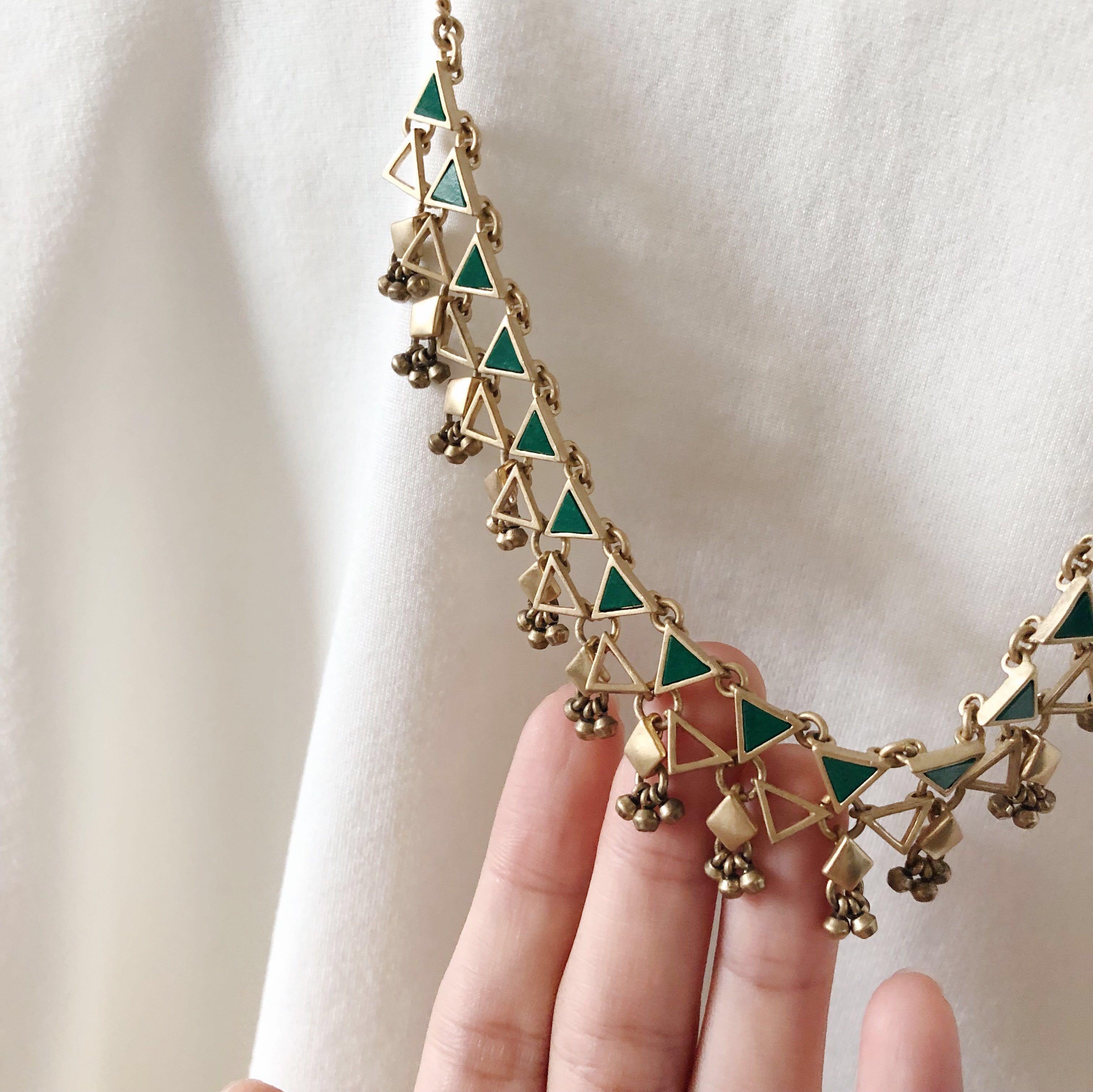 Madewell Vintage Gold Geometric Choker Necklace Women S Fashion Jewellery Necklaces On Carousell This video is about how to prevent your jewelry from tarnishing. carousell