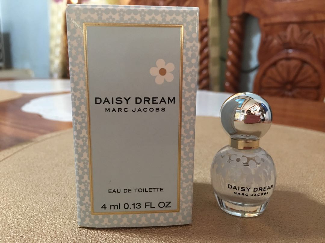 Daisy dream cheap marc jacobs 4ml