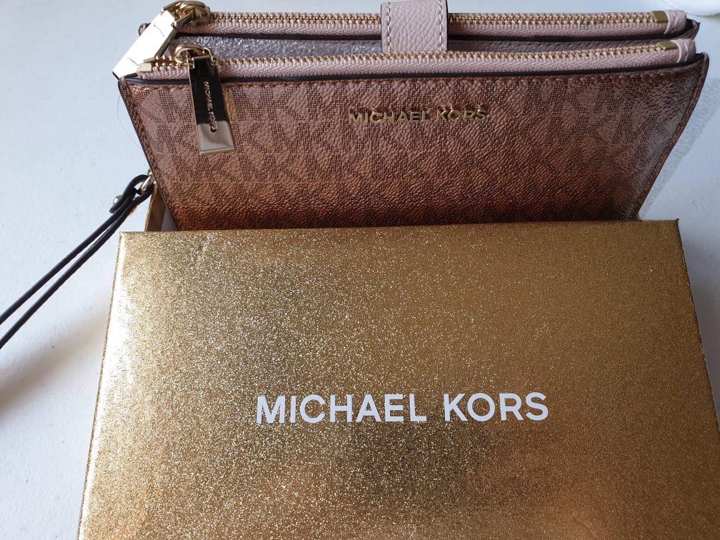 mk wallet rose gold