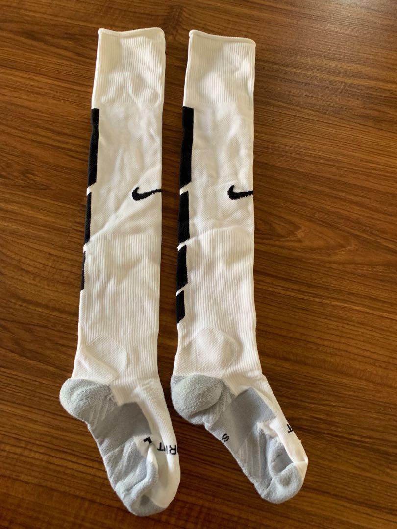 Nike soccer clearance socks youth