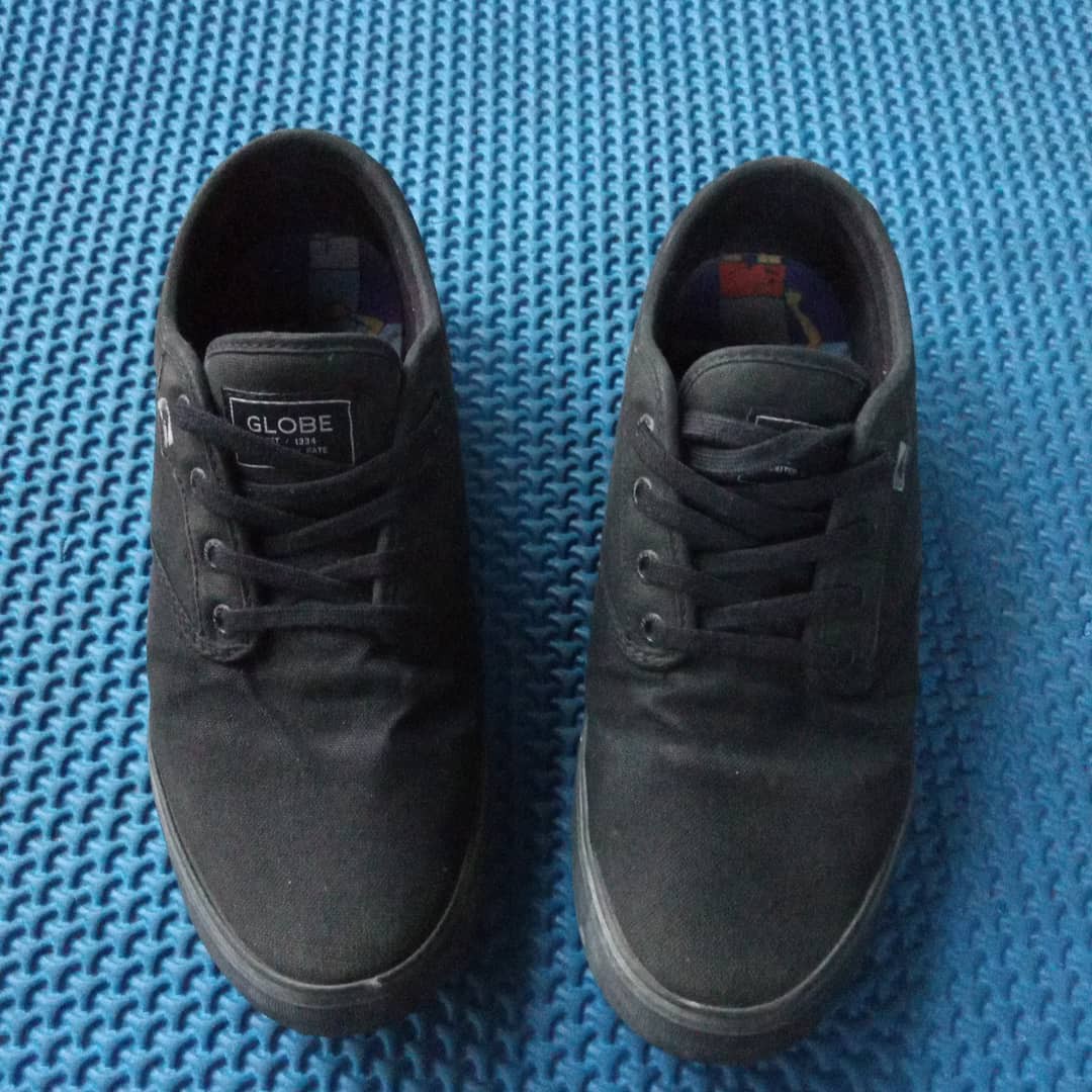 globe beavis and butthead shoes