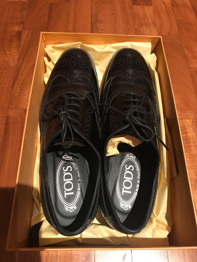 tods lace up shoes