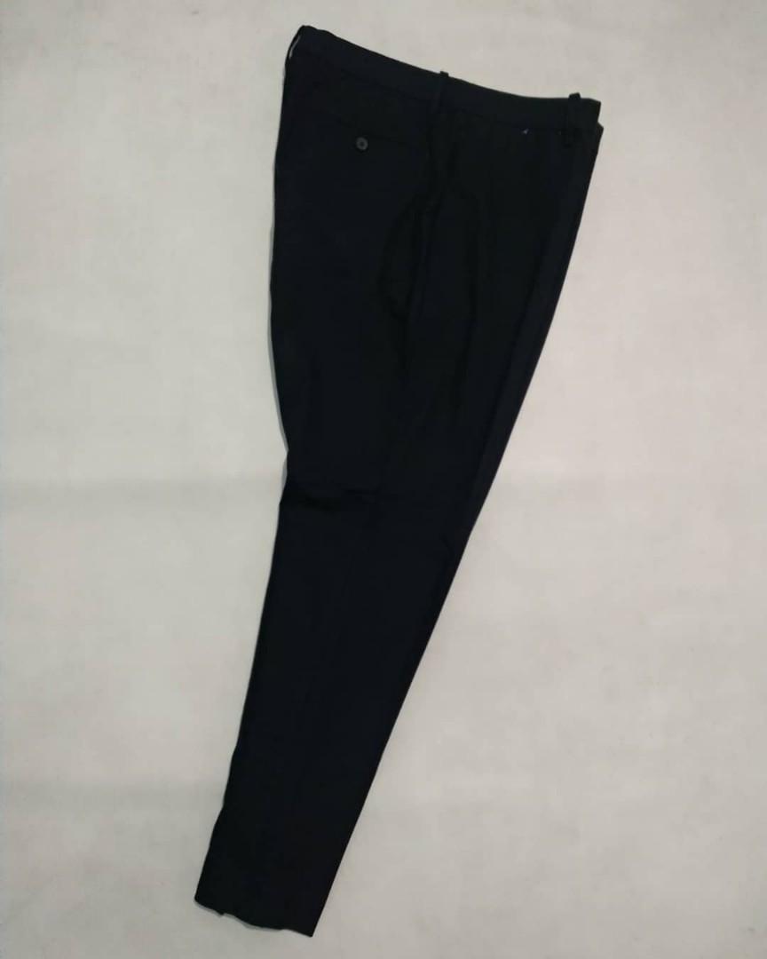 Uniqlo Cotton Spandex Longpants, Fesyen 