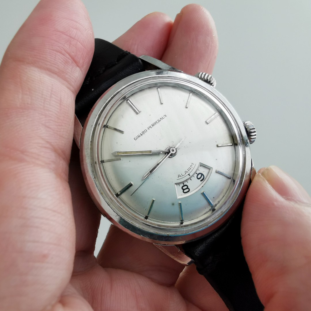 Girard perregaux alarm outlet