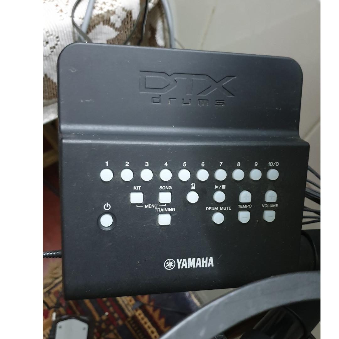 Yamaha DTX400K Electronic Drum Set, Hobbies & Toys, Music & Media