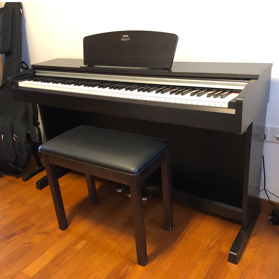 Yamaha YDP-141 Digital Piano with Yamaha B1-R2 Bench, Hobbies