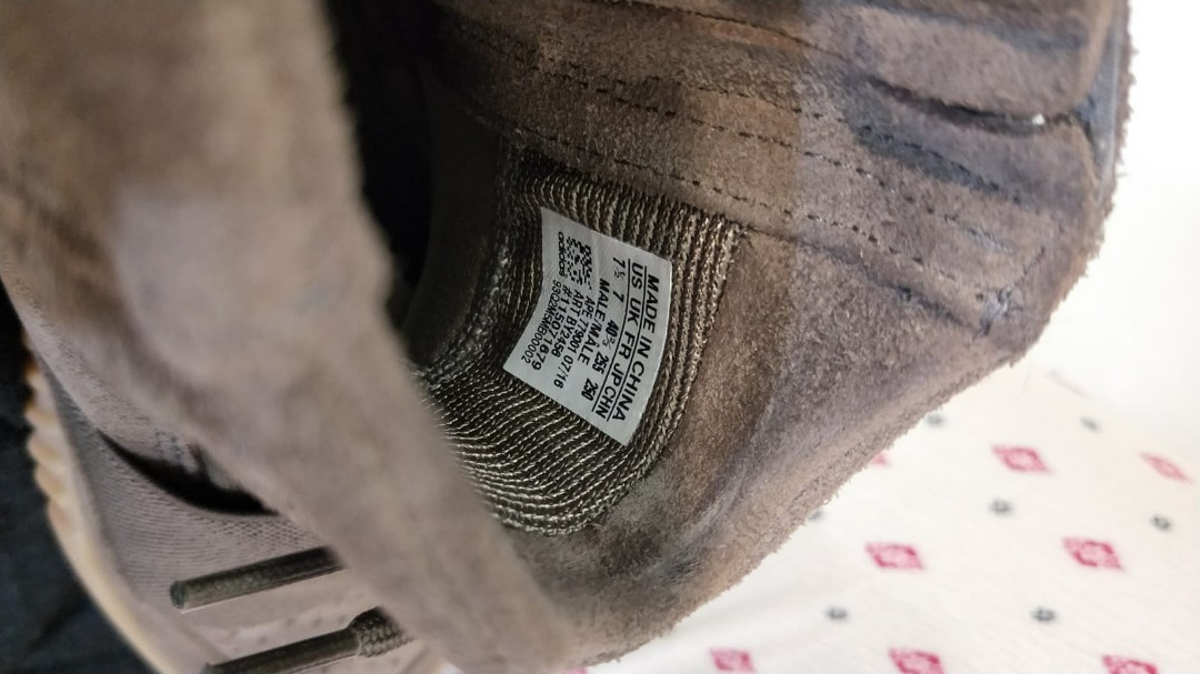 Yeezy Boost 750 Chocolate USED US7.5 Men s Fashion Footwear Sneakers on Carousell