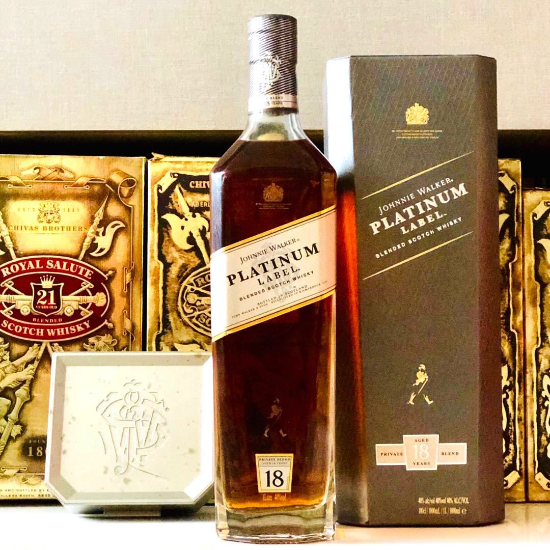 1L Johnnie Walker Platinum Label w Box, Food & Drinks ...