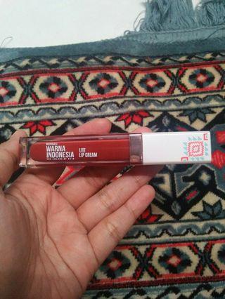 Sariayu Lite Lip Cream shade 04