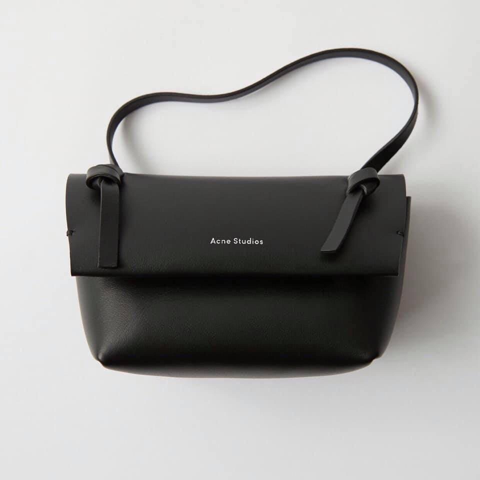 Acne Studios Bag (Category: Cross-body Bags) located in Quezon City. Submitted by fashionfinds8 (Listing ID 230108913, Image 1). Description: .