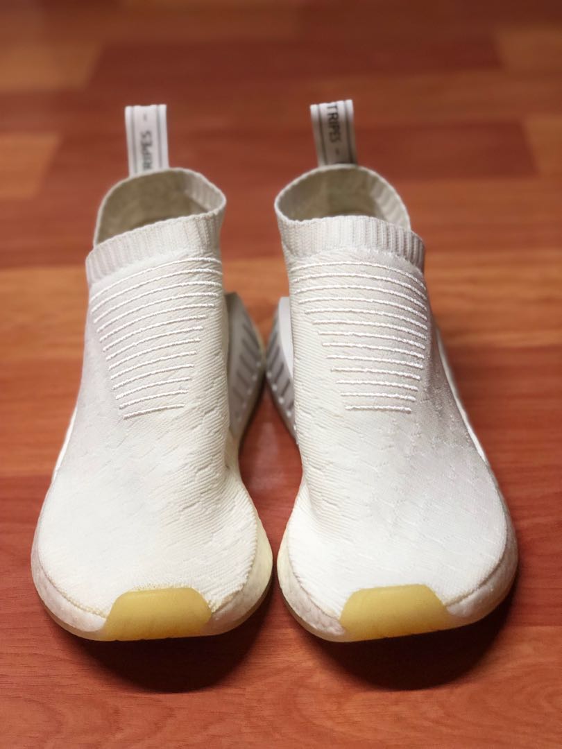 nmd cs2 triple white
