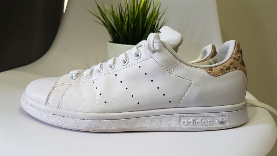 stan smith models