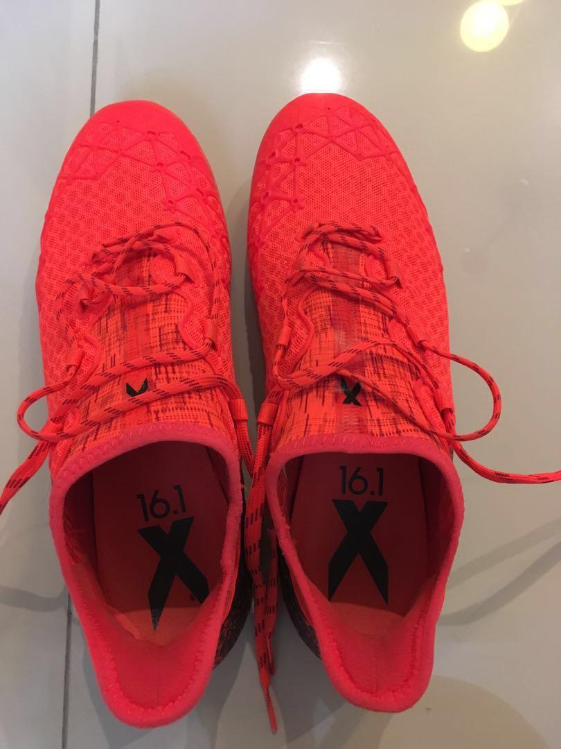 Adidas x16 calcetto store