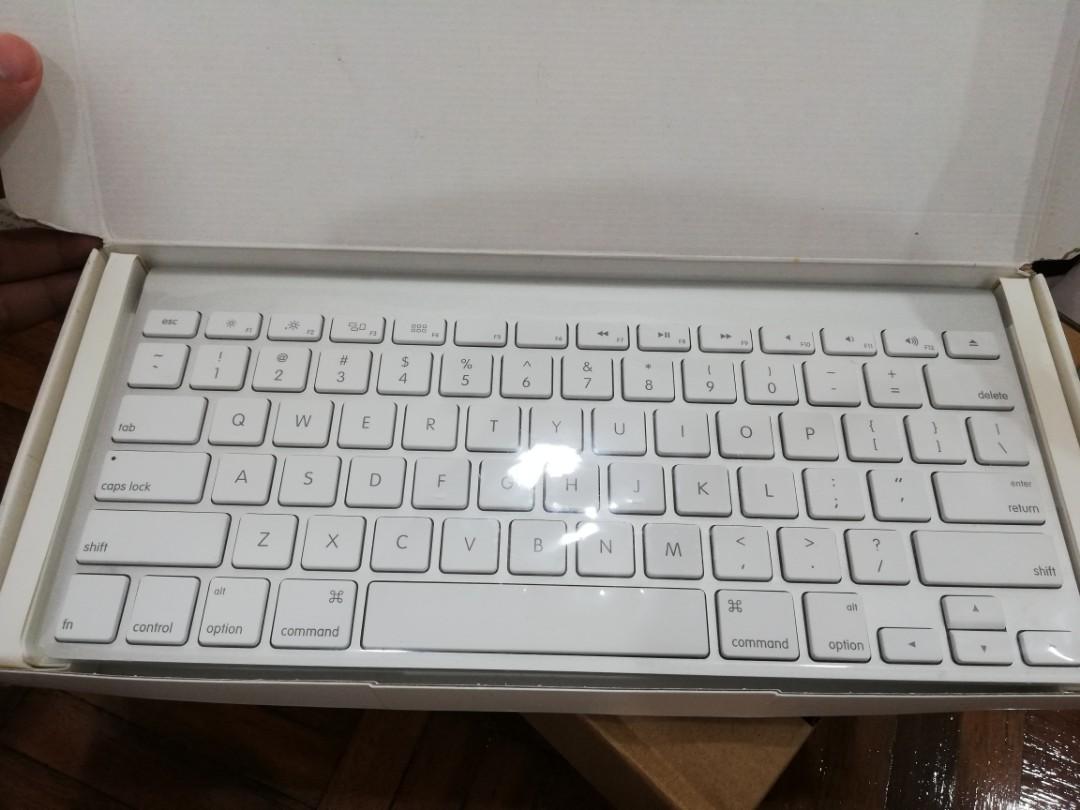 Apple Wireless Keyboard, Computers & Tech, Parts & Accessories