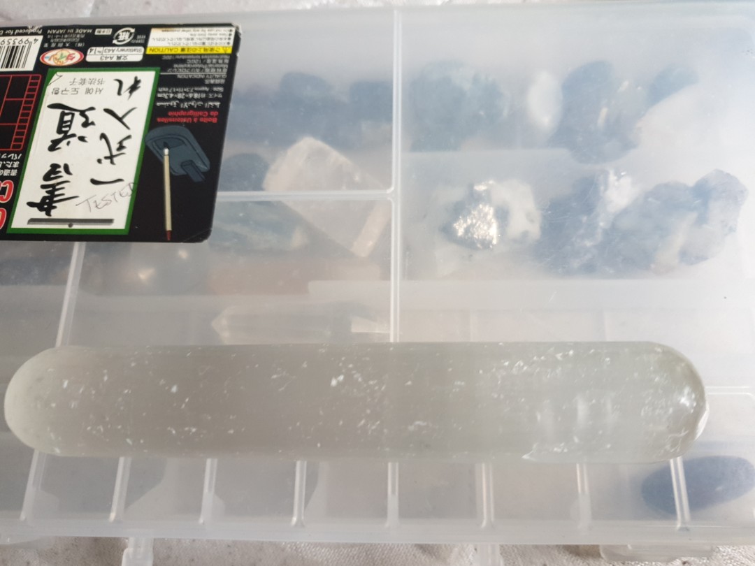 Assorted crystals (Category: Precious Stones) located in Singapore. Submitted by Noraisha (Listing ID 230042371, Image 8). Description: Pm for price or enquiries. Need to clear ASAP Thank you.