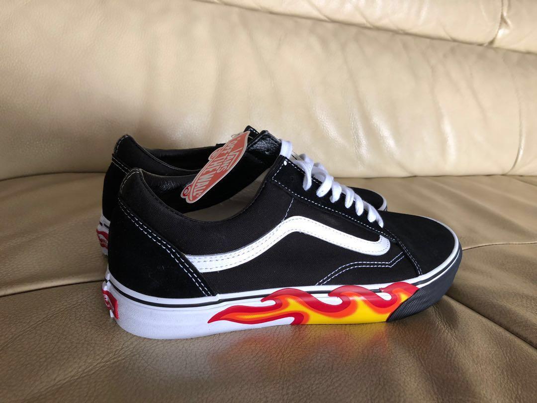 Brand New VANS OLD Skool Flame Cut Out VN0A38G1UJG