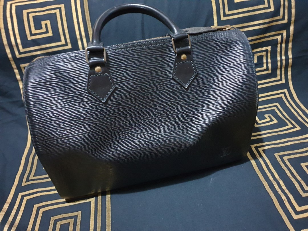 ❤REVIEW - Louis Vuitton Speedy 40 Epi black 